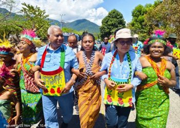 Pasangan Doamu Gelar Dialog dengan Warga 7 Kampung di Distrik Neney
