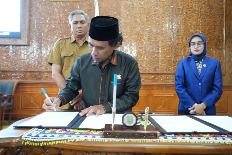 DPRD-Pemkab Kutim Sepakati Raperda Pencegahan Kebakaran