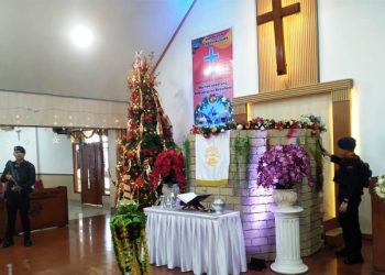 Polres Metro Jaktim kerahkan tim Gegana sterilisasi sejumlah gereja di malam Natal