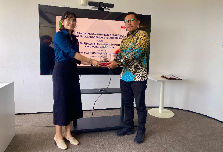 Bapenda Kutai Timur Lakukan Terobosan Digital melalui Kerjasama dengan Telkomsel
